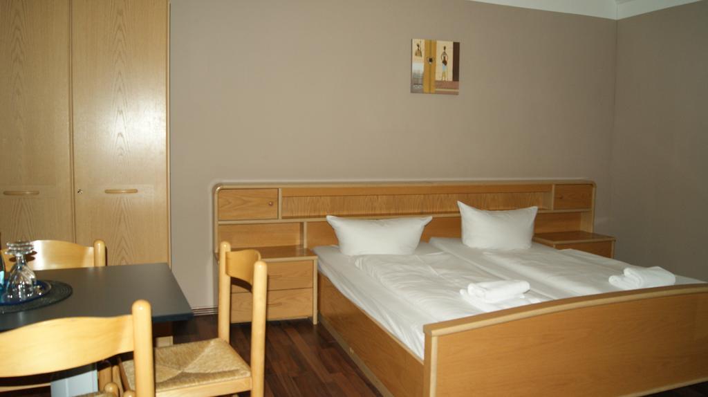 Pension Reiter Berlim Exterior foto